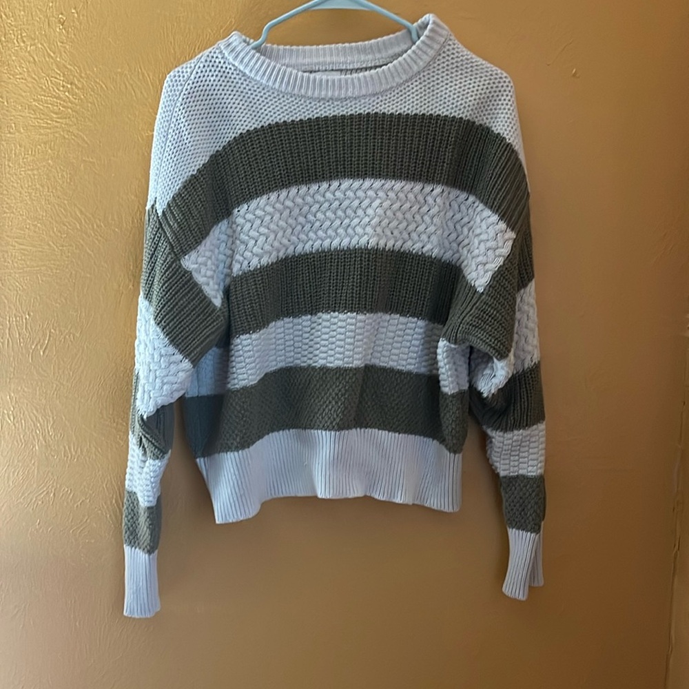 Green & White Sweater